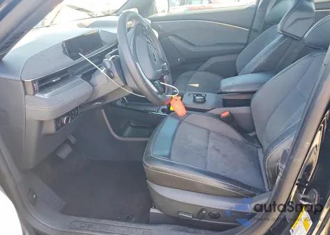 2024 Ford Mustang Mach-E Gt z USA, uszkodzony, nr VIN 3FMTK4SX3RMA14683